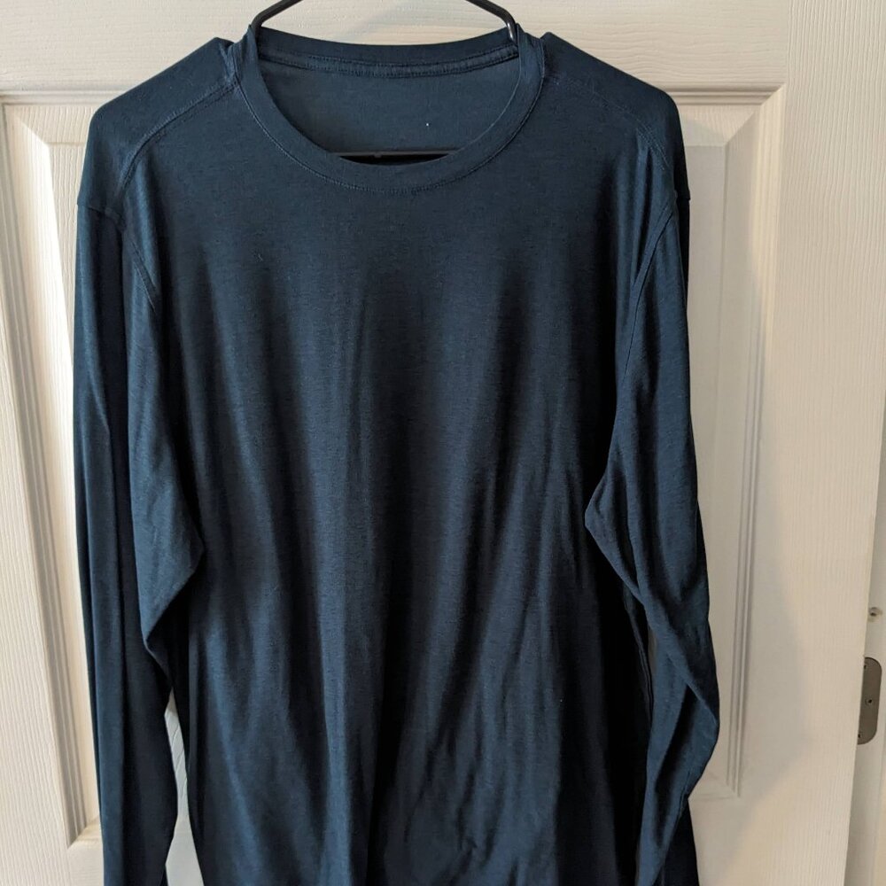 Vuori Long Sleeve Strato Tech Tee